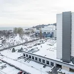 Avis Skwer Kosciuszki 48 * Gdynia